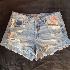 American Eagle high waisted embroidered shorts